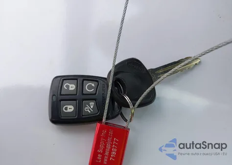 2011 Hyundai Santa Fe Limited V6 from USA, damaged, VIN 5XYZKDAG4BG059327